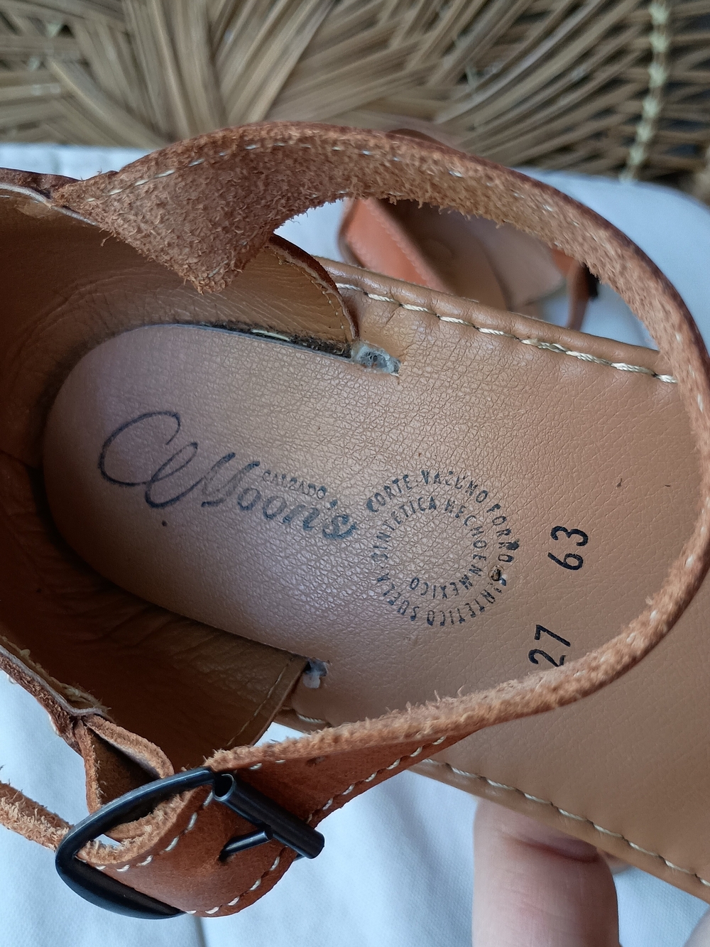 Cemoons Women's Brown Leather Sandals with Yellow Sunflower Embroidery_10 - Picture 4 of 9